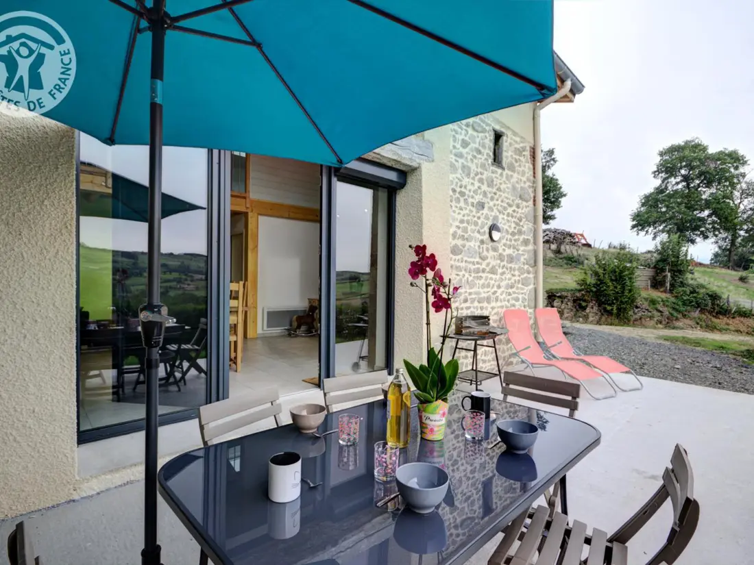 Maison de Vacances SAINT-HEAND 4