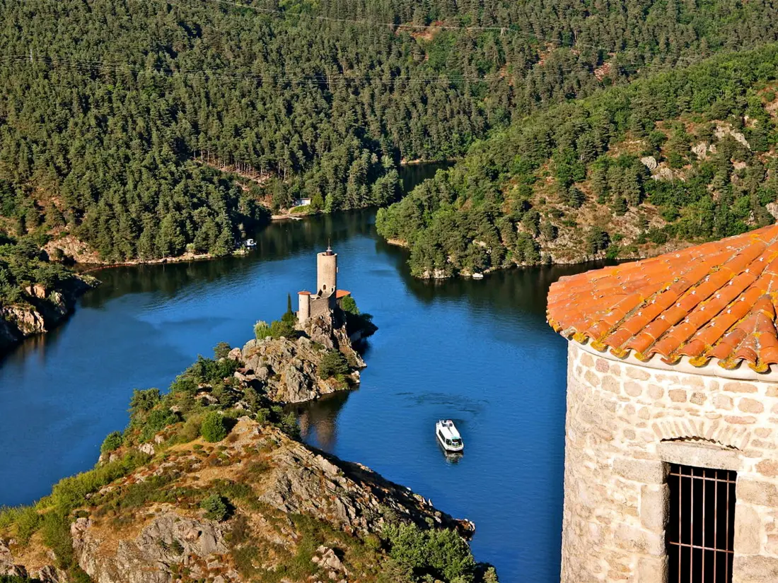 Maison de Vacances SAINT-HEAND 4