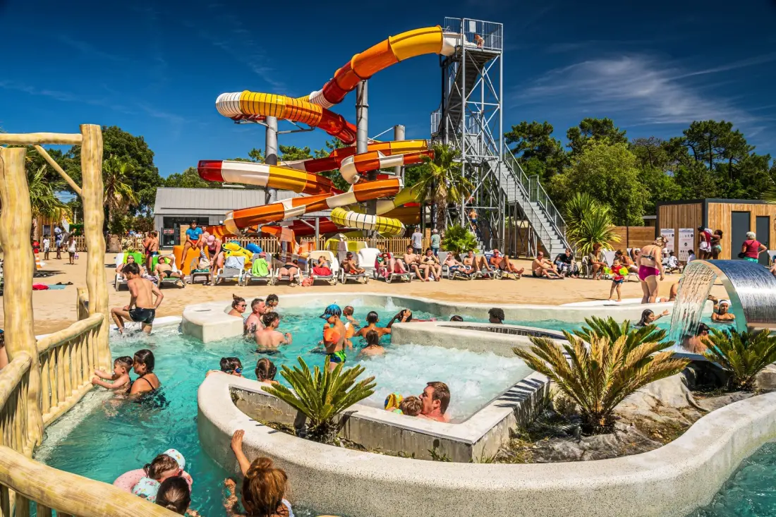 Camping Riez à la Vie 4 étoiles★★★★