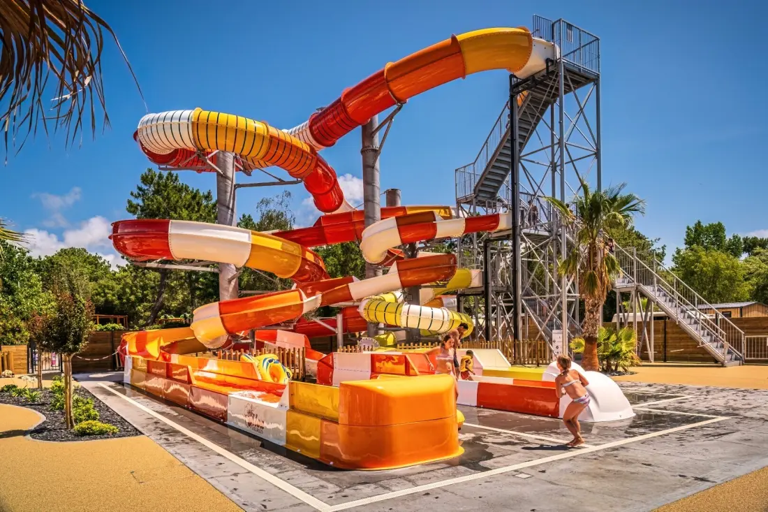 Camping Riez à la Vie 4 étoiles★★★★