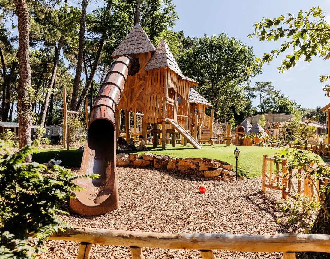 Flower Camping Au Bois Des Biches 4 étoiles★★★★