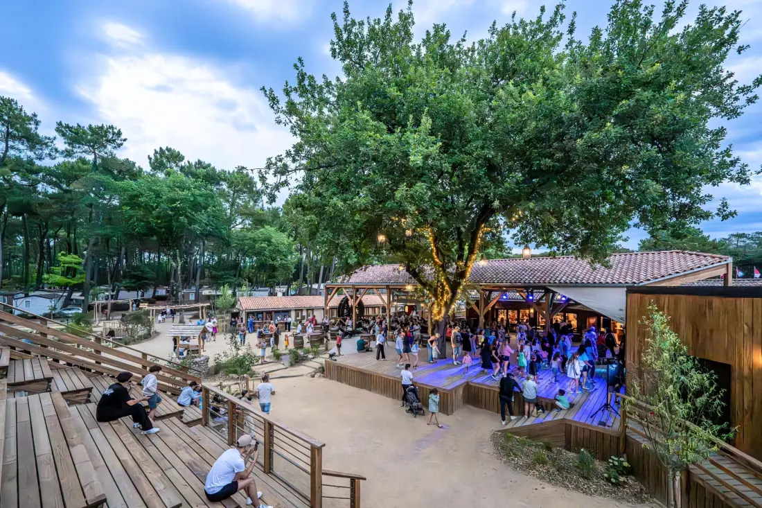 Flower Camping Au Bois Des Biches 4 étoiles★★★★