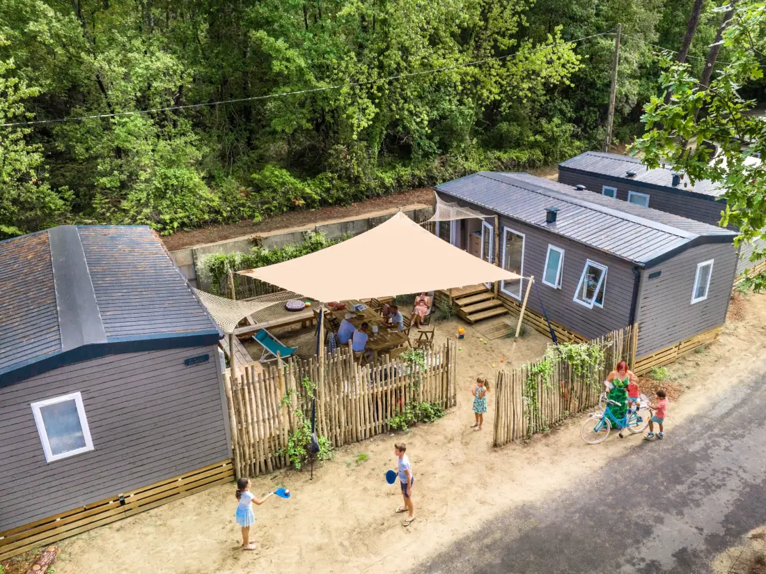Flower Camping Au Bois Des Biches 4 étoiles★★★★