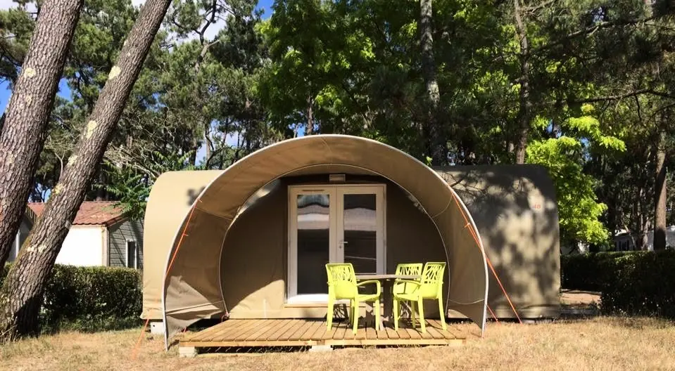 Flower Camping Au Bois Des Biches 4 étoiles★★★★