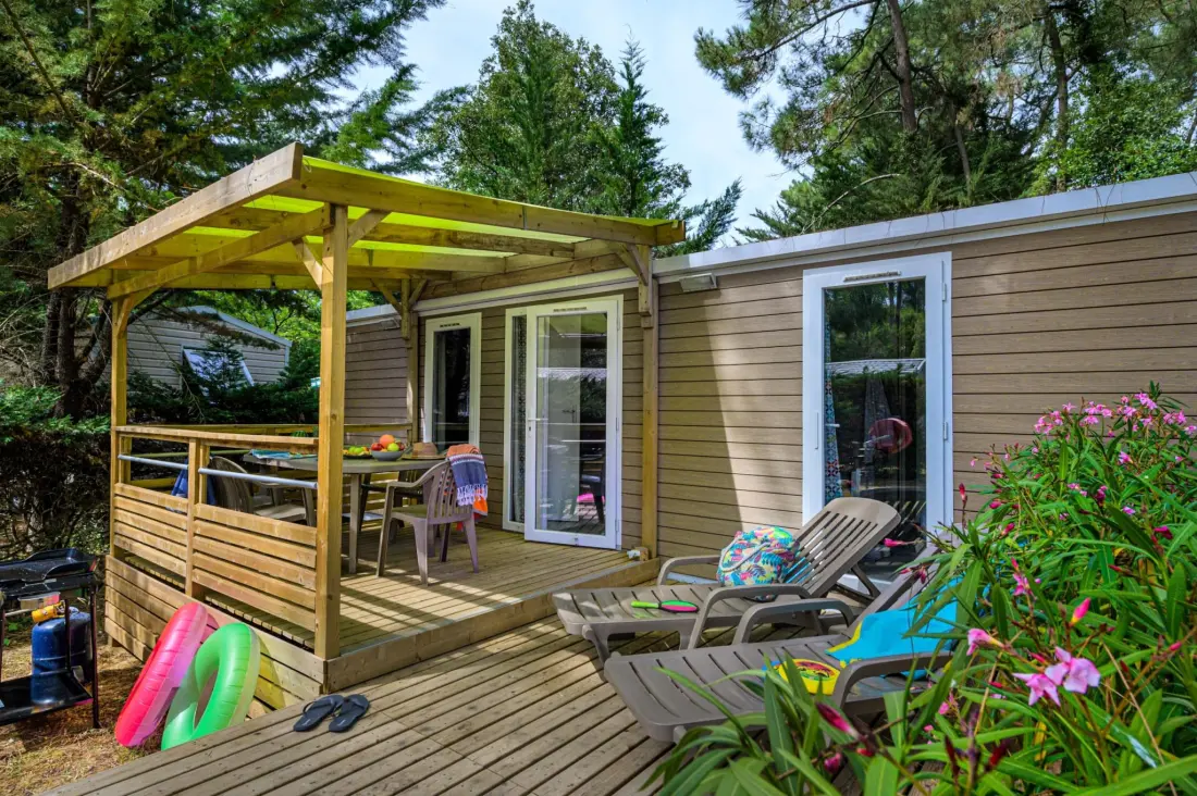 Flower Camping Au Bois Des Biches 4 étoiles★★★★