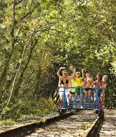 Flower Camping Au Bois Des Biches 4 étoiles★★★★