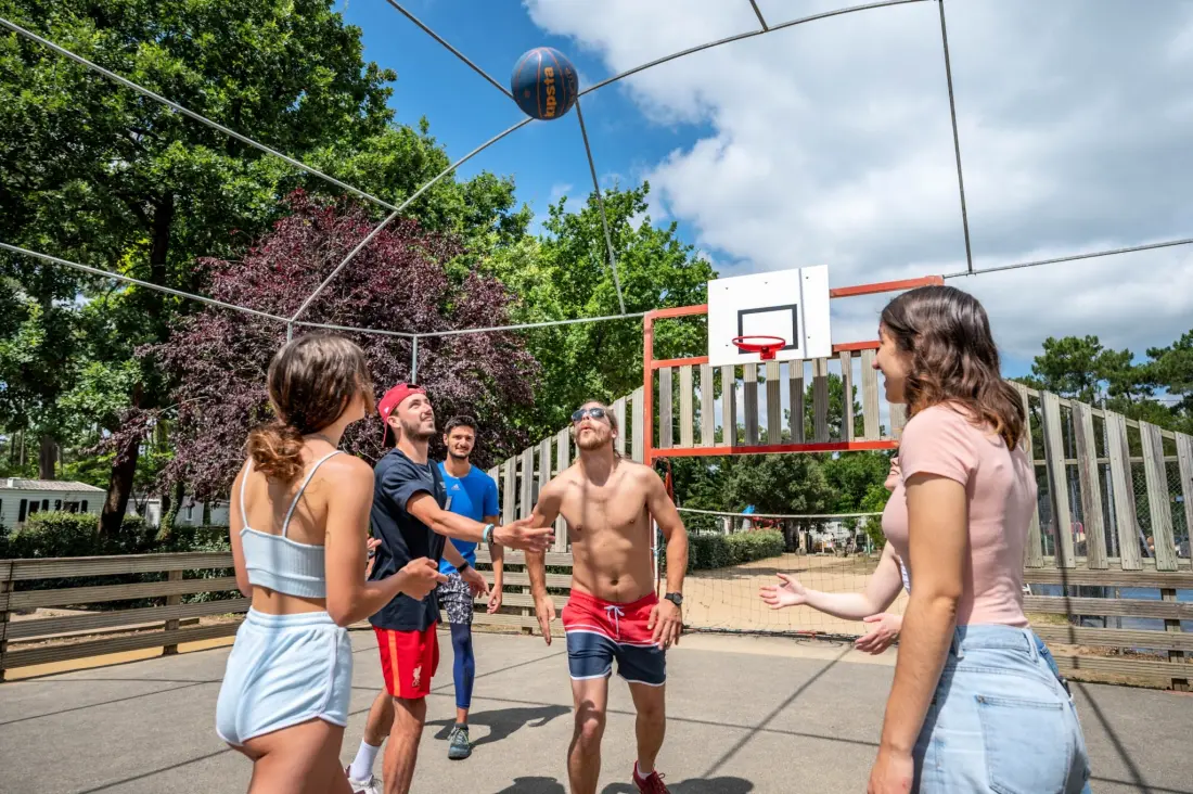 Flower Camping Au Bois Des Biches 4 étoiles★★★★