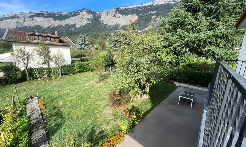 La Maison Des Jardins Ensoleillés 🌞 - - Saint Ismier - 28