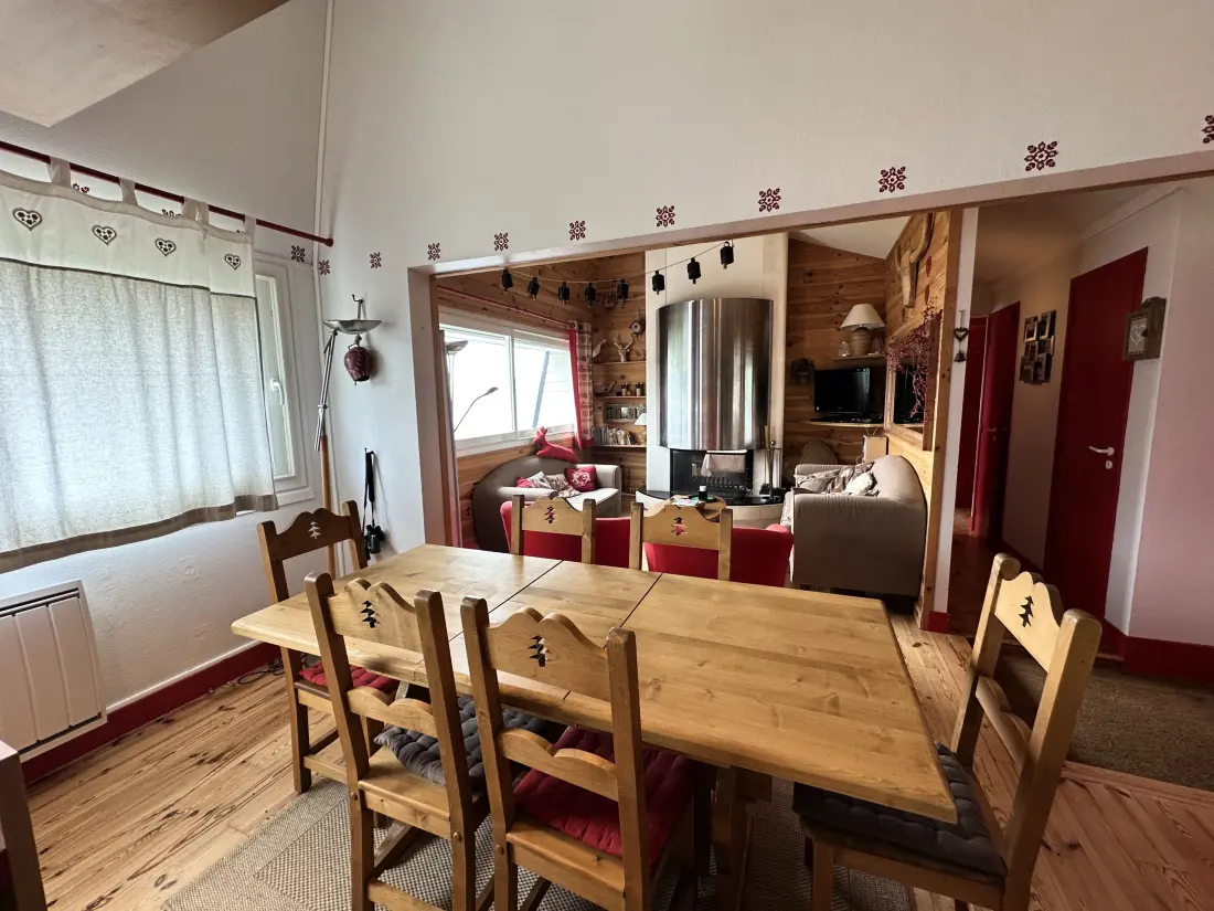 Appartements à Saint Jacques Des Blats