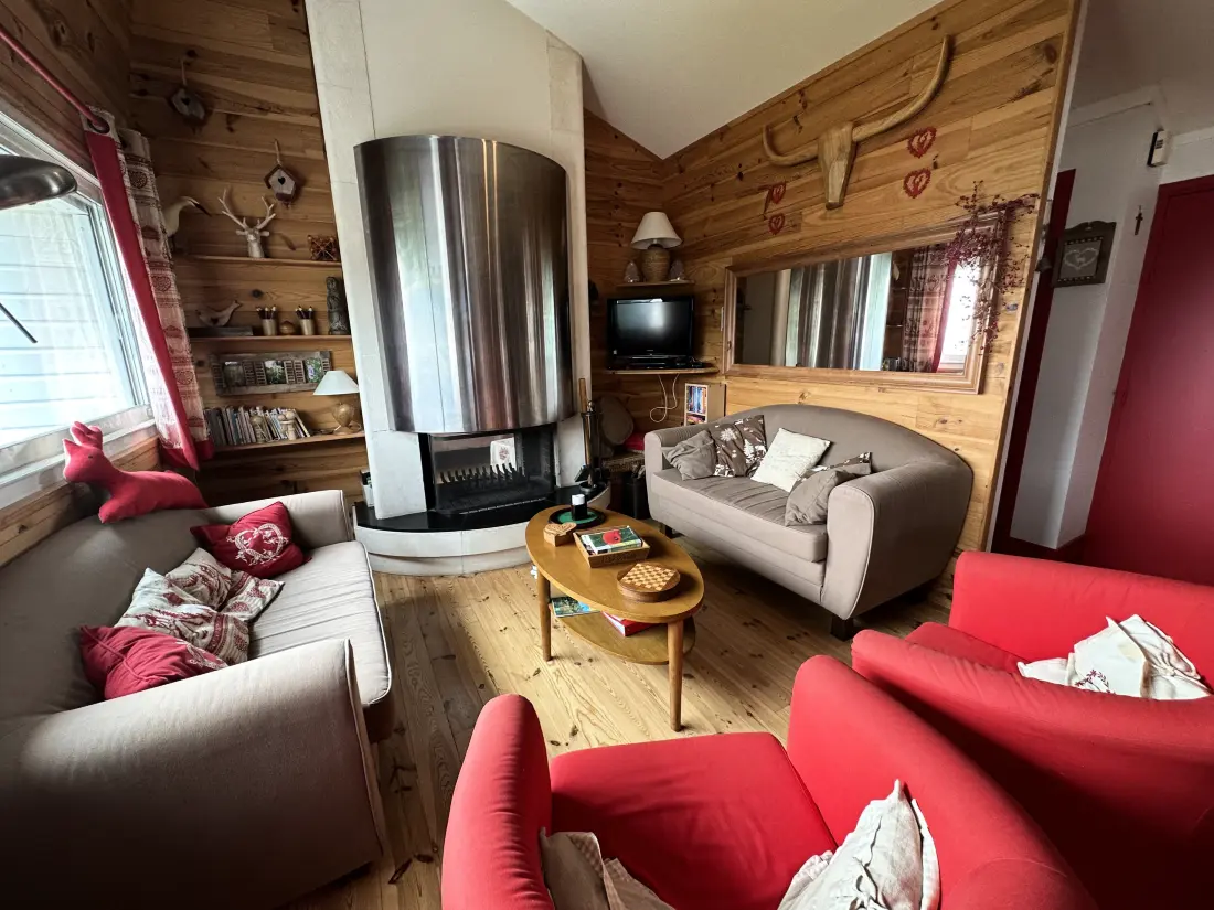 Appartements à Saint Jacques Des Blats