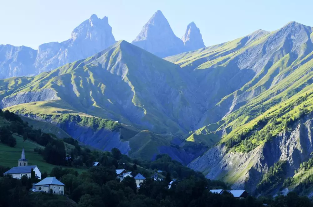 Résidence Goélia Les Chalets des Marmottes3 étoiles★★★