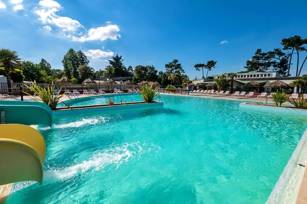 Camping Le California 4 étoiles★★★★