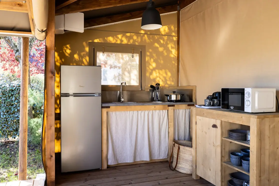 Flower Camping La Davière Plage 4 étoiles★★★★