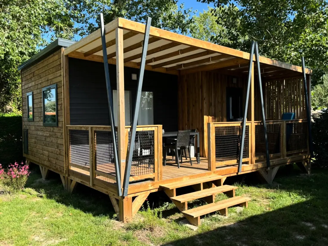 Flower Camping La Davière Plage 4 étoiles★★★★