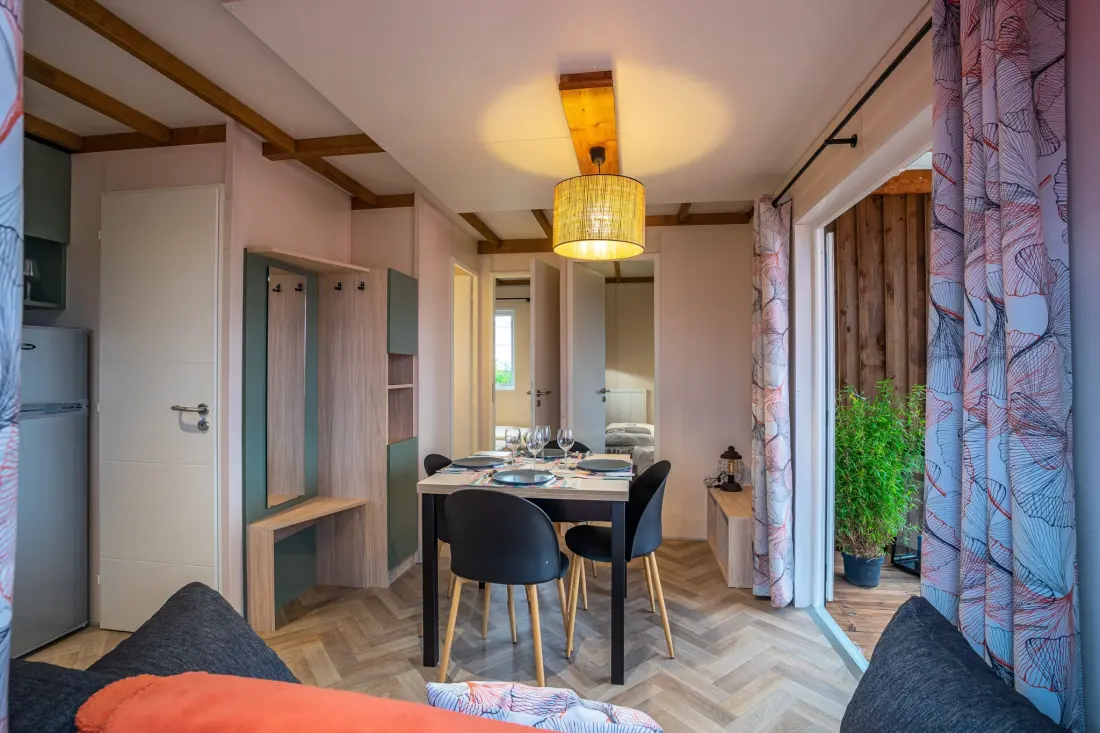 Flower Camping La Davière Plage 4 étoiles★★★★
