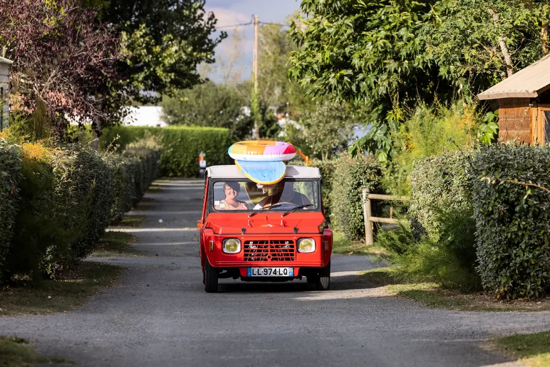 Flower Camping La Davière Plage 4 étoiles★★★★