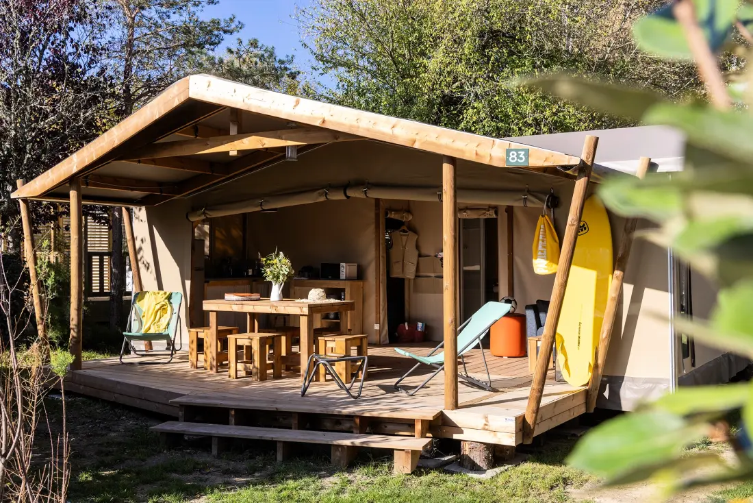 Flower Camping La Davière Plage 4 étoiles★★★★