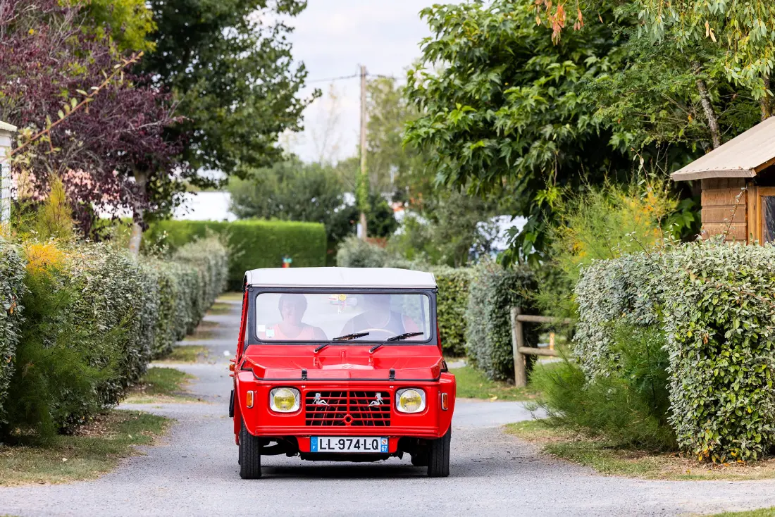 Flower Camping La Davière Plage 4 étoiles★★★★