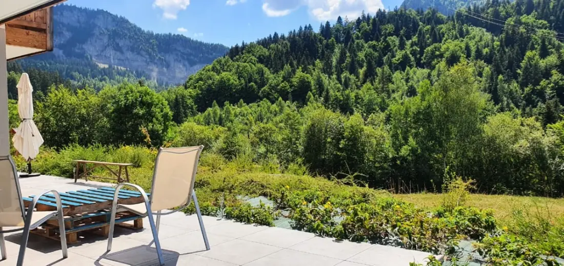 Appartement Avec Terrasse &amp; Emplacement Idéal