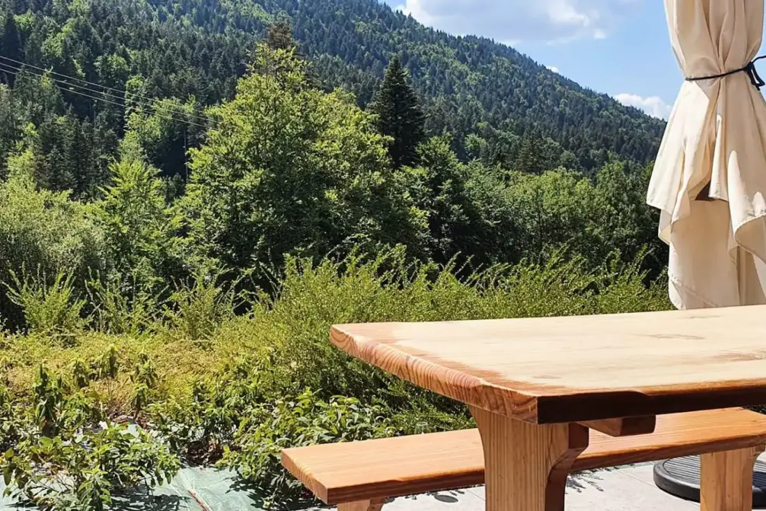 Appartement Avec Terrasse &amp; Emplacement Idéal