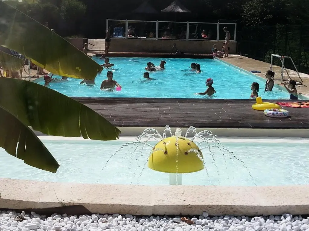 CAMPING LES SOURCES 3 étoiles★★★