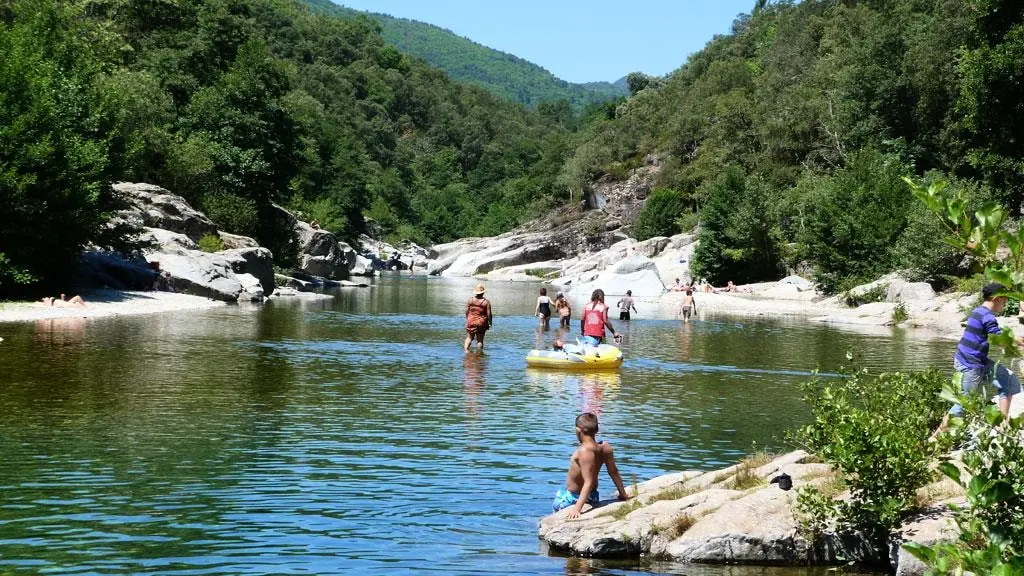 CAMPING LES SOURCES 3 étoiles★★★