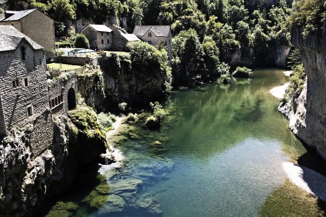 CAMPING LES SOURCES 3 étoiles★★★