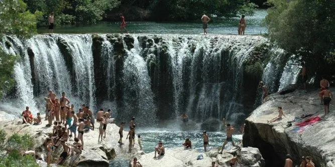 CAMPING LES SOURCES 3 étoiles★★★