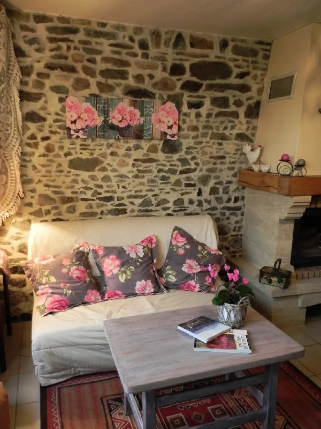 Gîte de France à St Jean Le Thomas  1