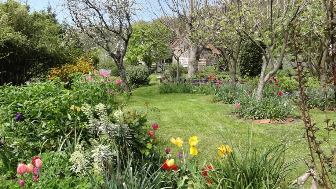 Gîte de France à St Jean Le Thomas  1