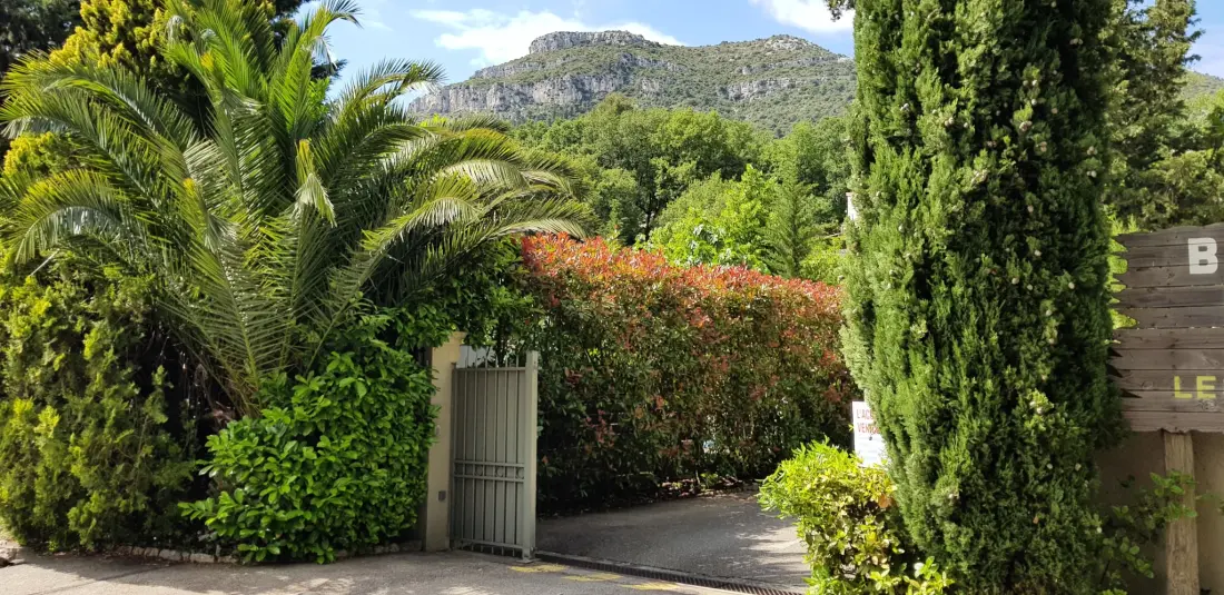 Camping Les Cent Chênes 4 étoiles★★★★