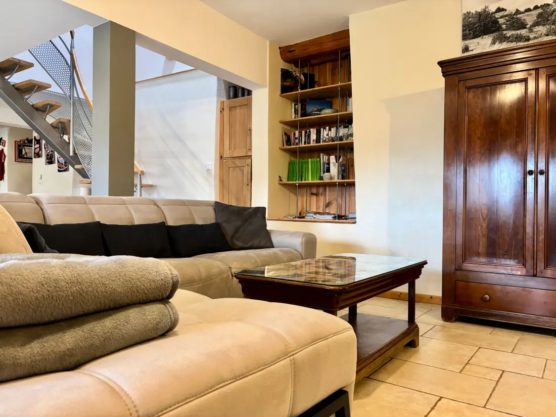 Maison de Vacances Saint-Julien-Chapteuil 3