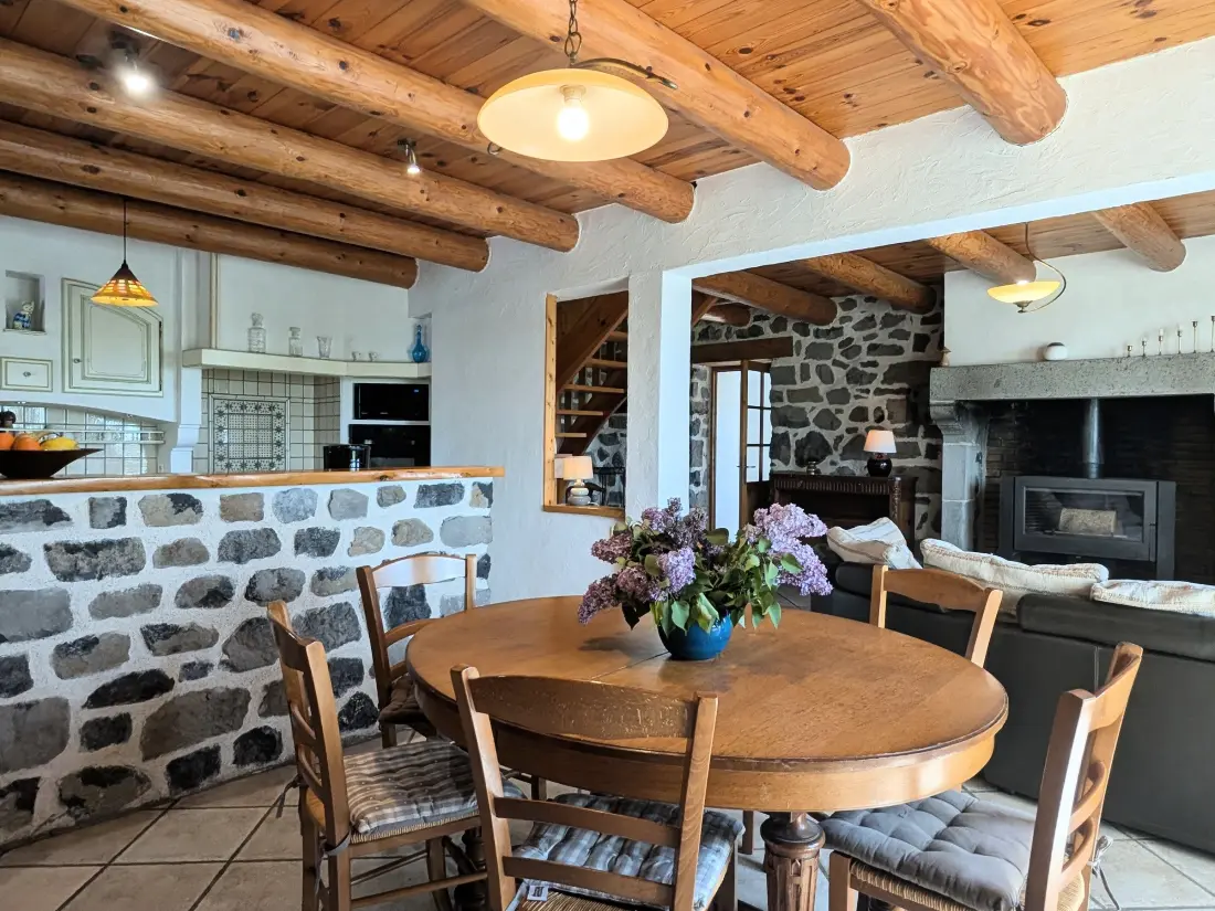 Maison de Vacances Saint-Julien-Chapteuil 5