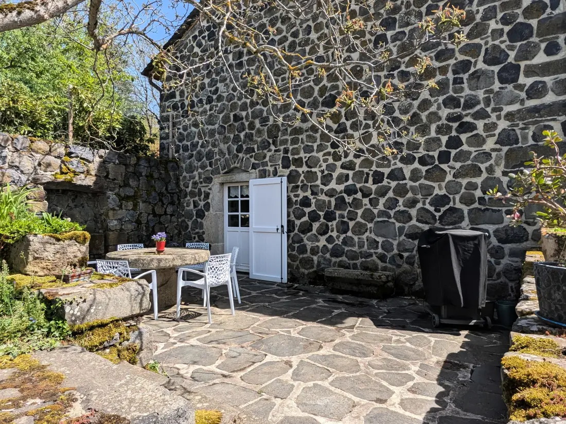 Maison de Vacances Saint-Julien-Chapteuil 5