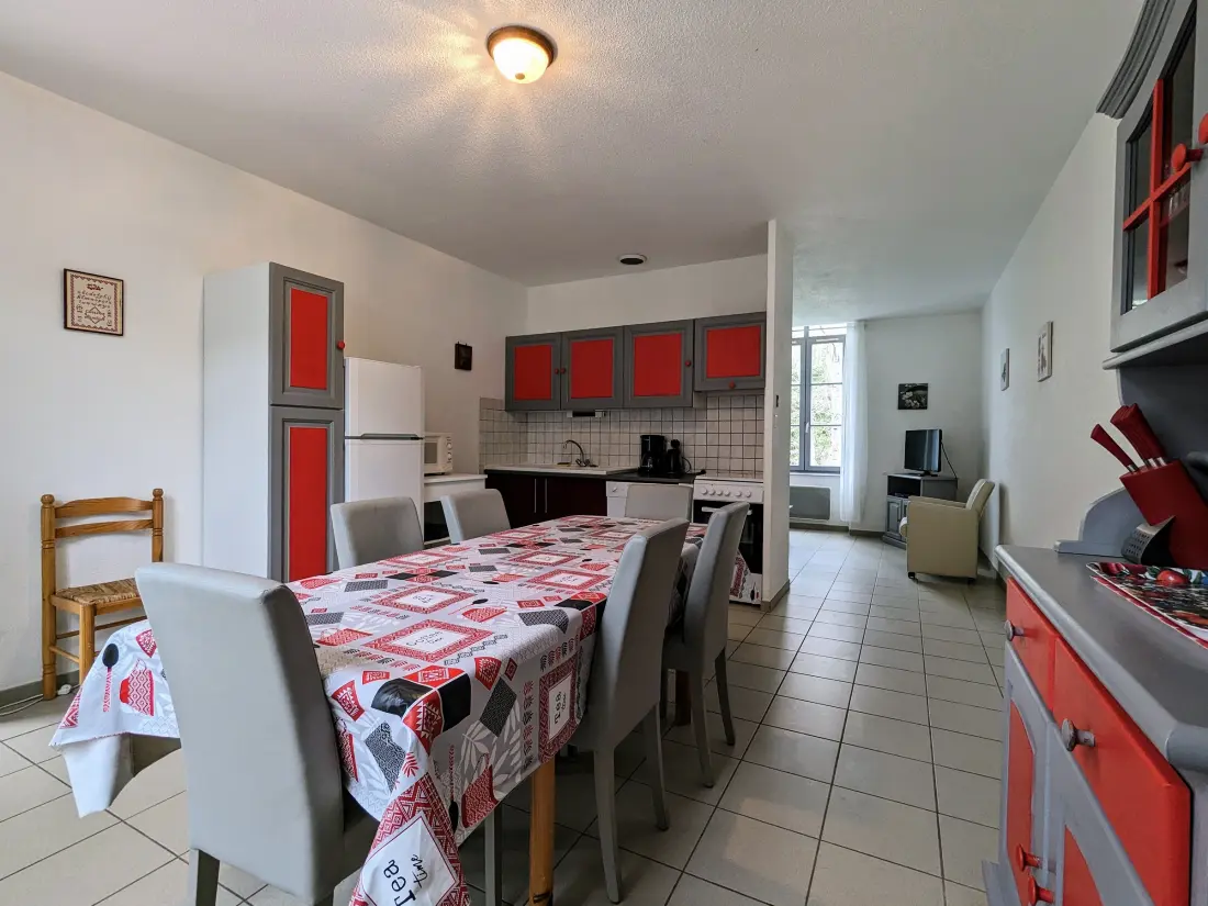 Maison de Vacances Saint-Julien-des-Chazes 2