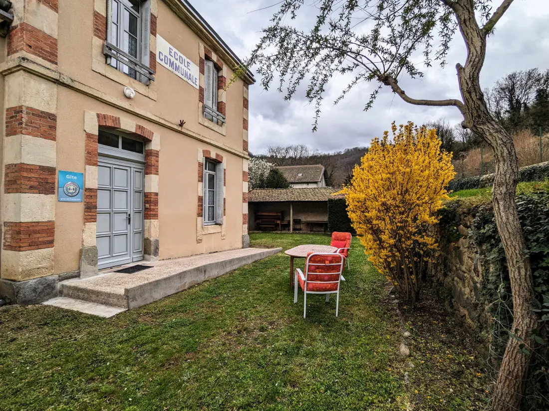 Maison de Vacances Saint-Julien-des-Chazes 2