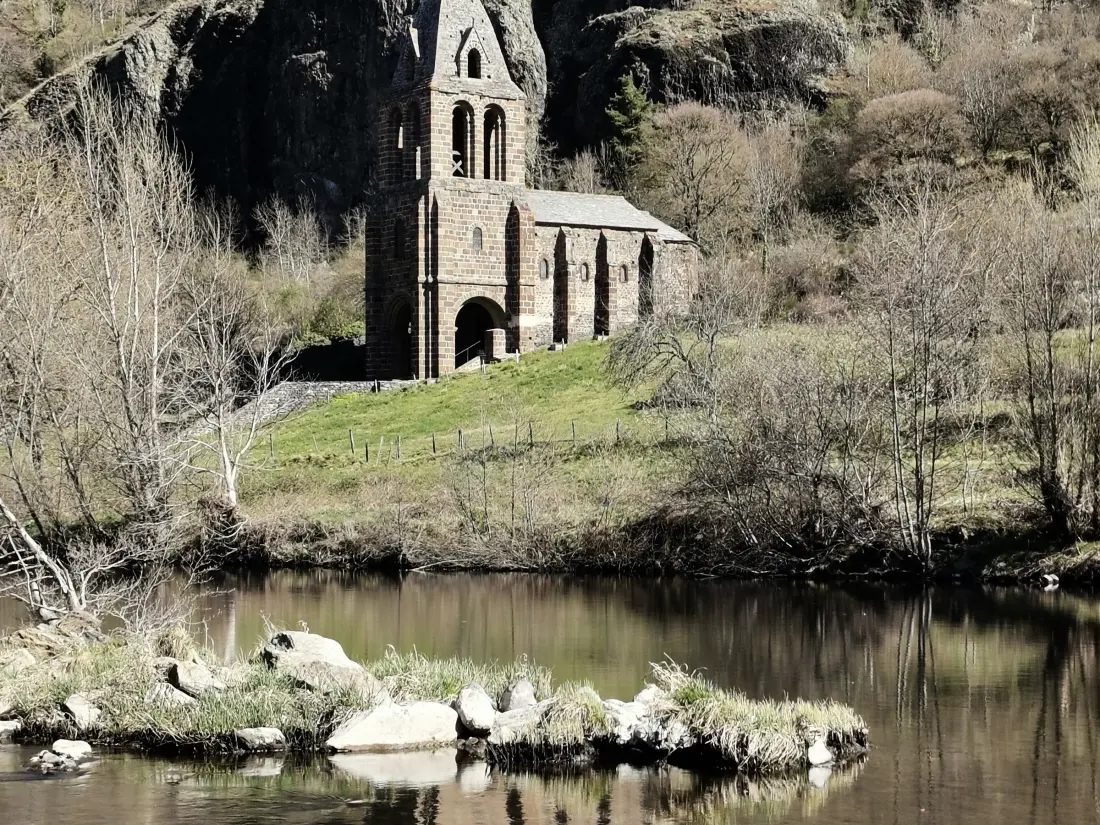 Maison de Vacances Saint-Julien-des-Chazes 2