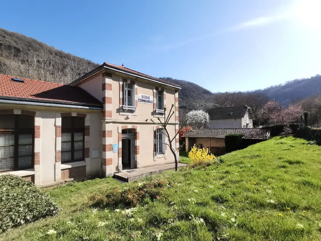 Maison de Vacances Saint-Julien-des-Chazes 2