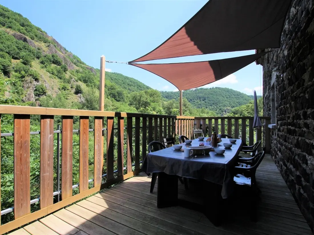 Maison de Vacances Saint-Julien-des-Chazes 3