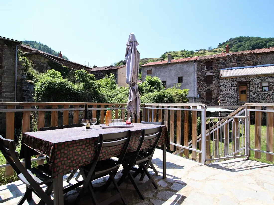 Maison de Vacances Saint-Julien-des-Chazes 3