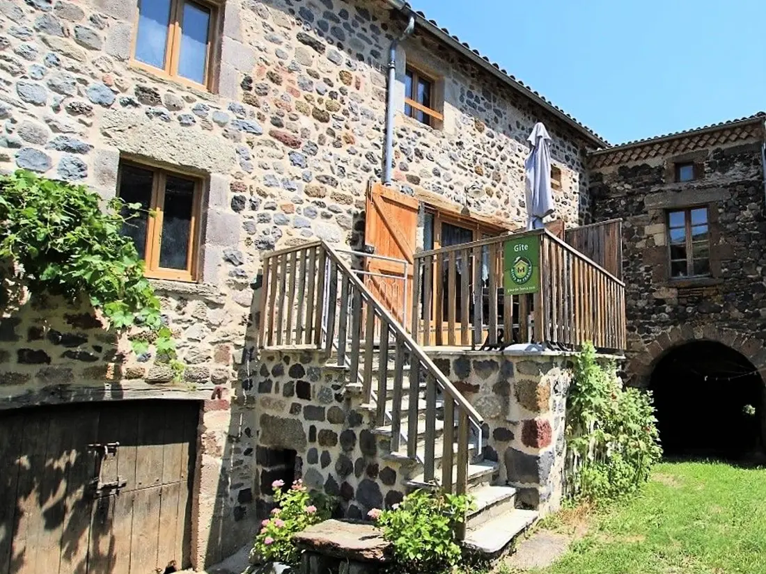 Maison de Vacances Saint-Julien-des-Chazes 3