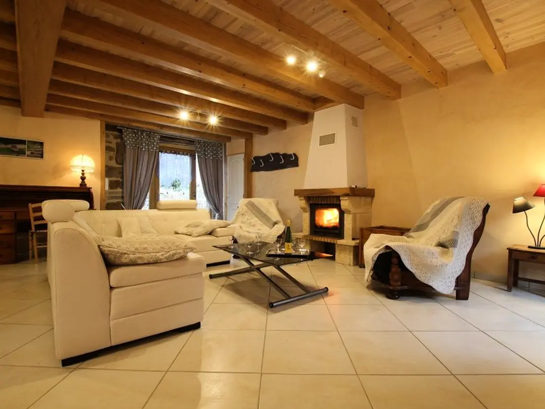 Maison de Vacances Saint-Julien-des-Chazes 3