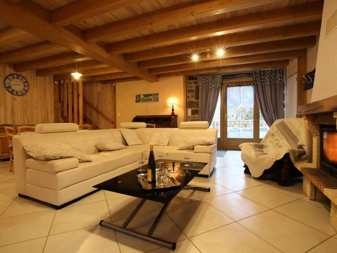 Maison de Vacances Saint-Julien-des-Chazes 3