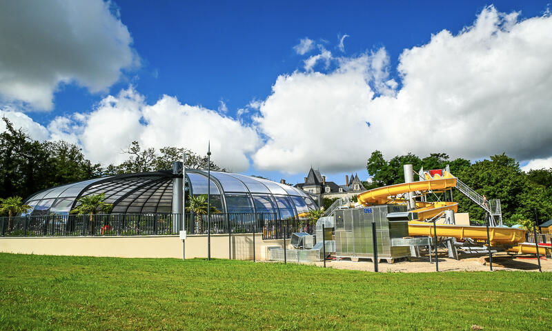 Camping Château La Forêt - Saint-Julien-des-Landes - 17
