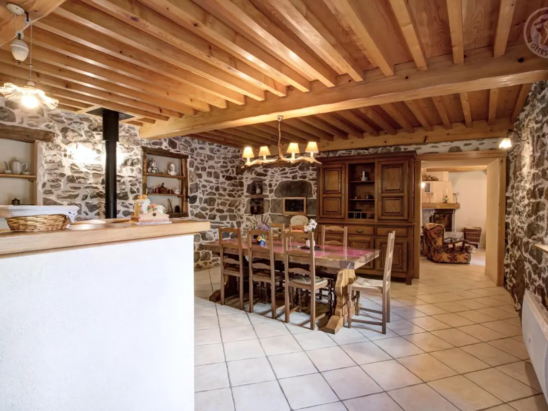 Maison de Vacances SAINT-JUST-EN-BAS