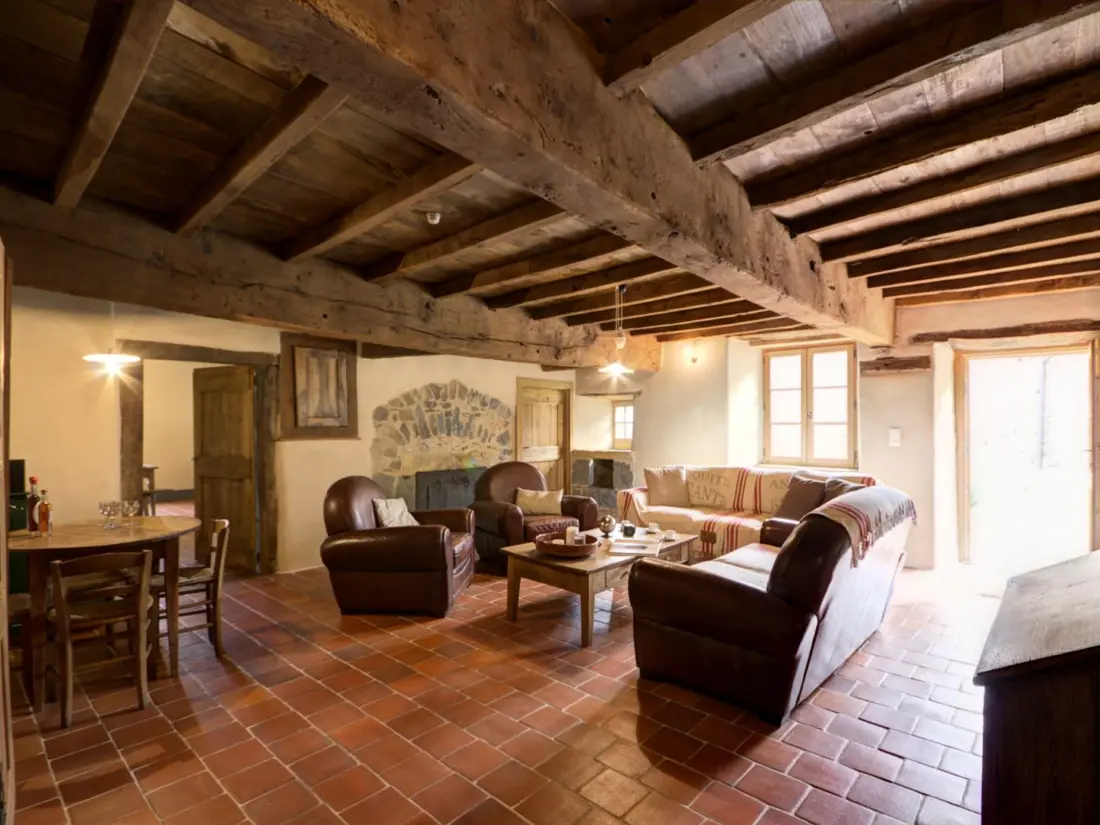 Maison de Vacances SAINT-JUST-LA-PENDUE 4