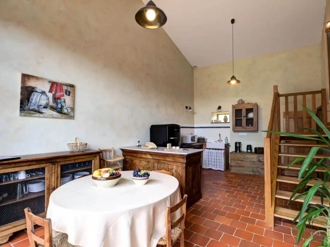 Maison de Vacances SAINT-JUST-LA-PENDUE 4