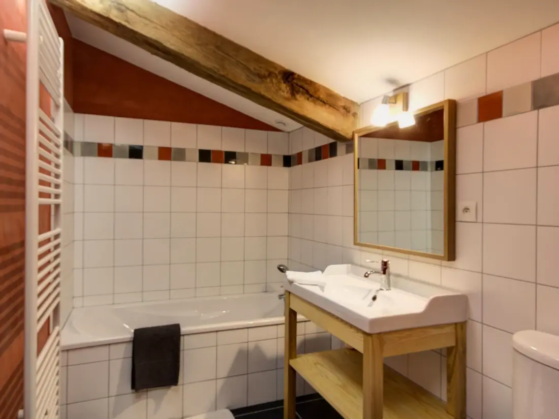 Maison de Vacances SAINT-JUST-LA-PENDUE 4