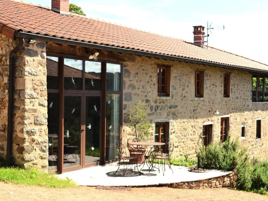 Maison de Vacances SAINT-JUST-LA-PENDUE 4