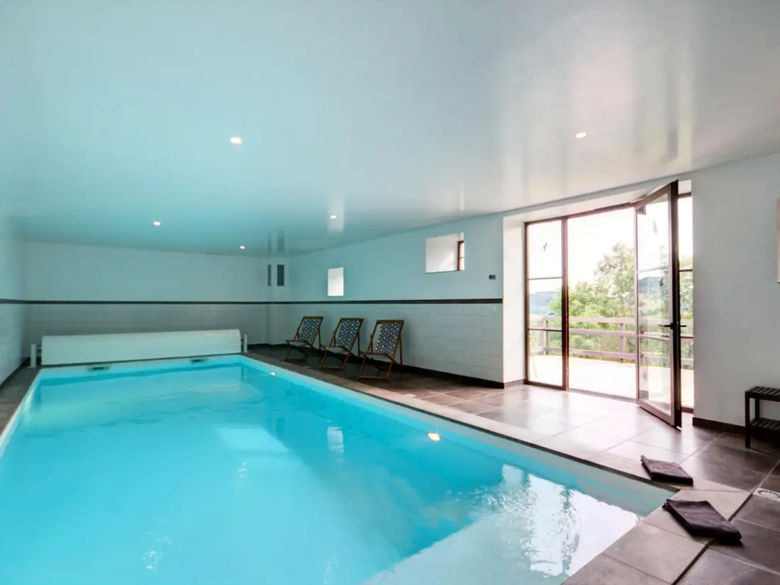 Maison de Vacances SAINT-JUST-LA-PENDUE 4